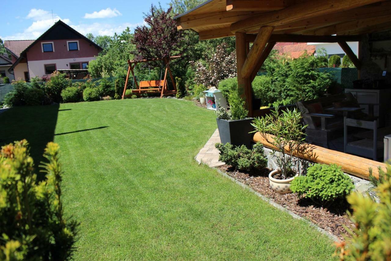 Propaganda Chalet Liptovský Mikuláš Exteriör bild