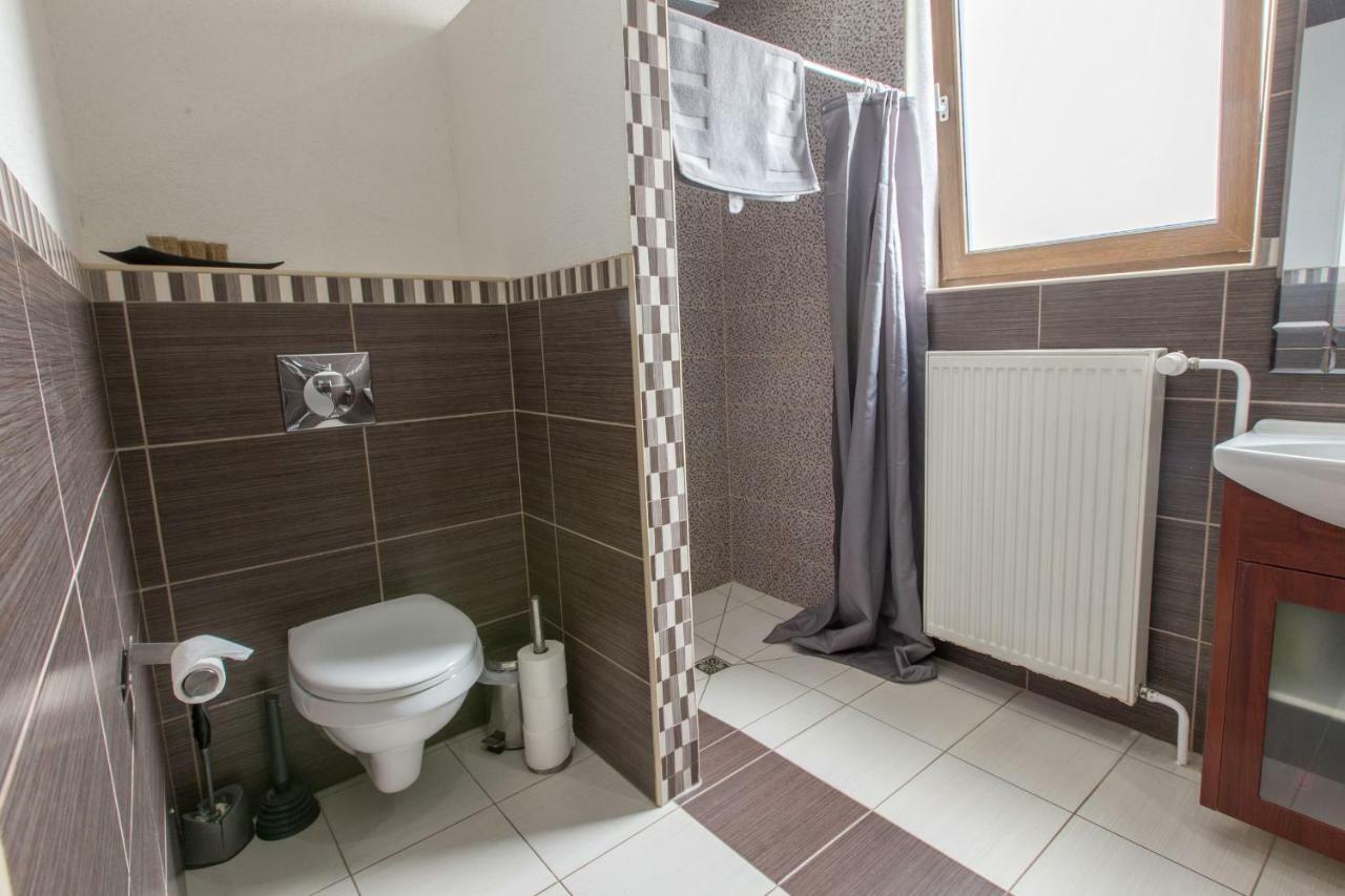 Propaganda Chalet Liptovský Mikuláš Exteriör bild